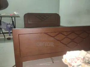 Oak Veneer Bed 5/7 Feet