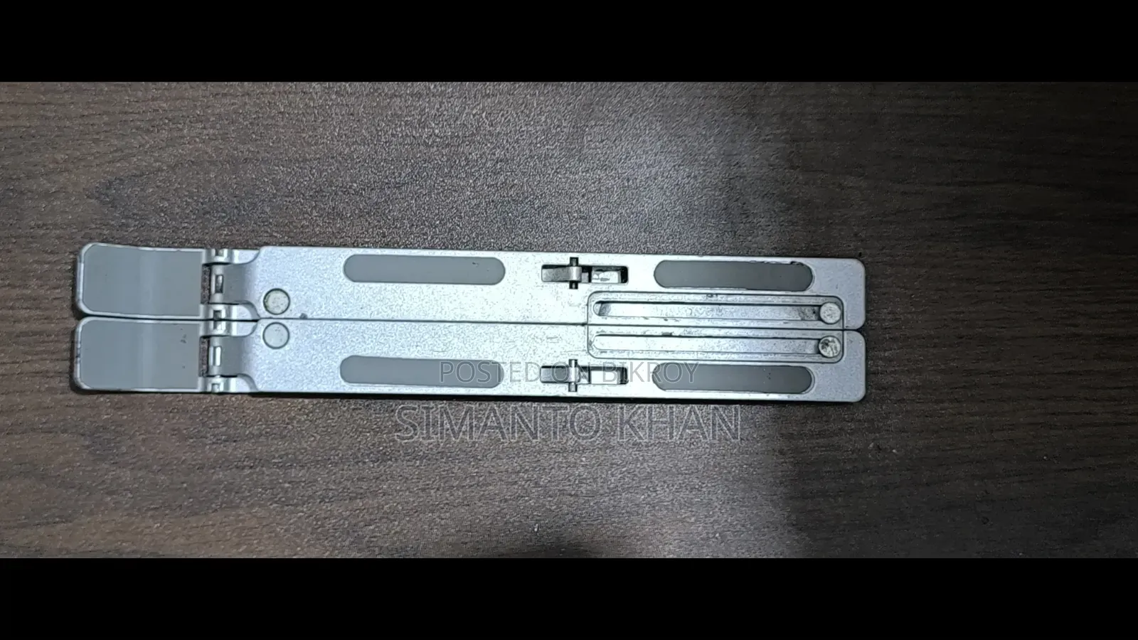 ল্যাপটপ স্ট্যান্ড