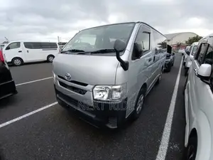 Toyota HiAce 2020 Silver
