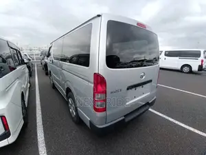 Toyota HiAce 2020 Silver