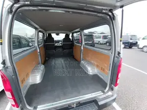 Toyota HiAce 2020 Silver