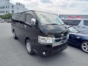 Toyota HiAce 2021 Black