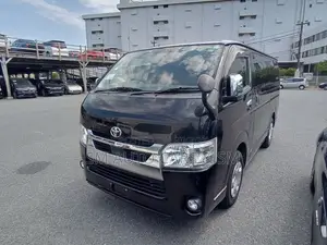 Toyota HiAce 2021 Black