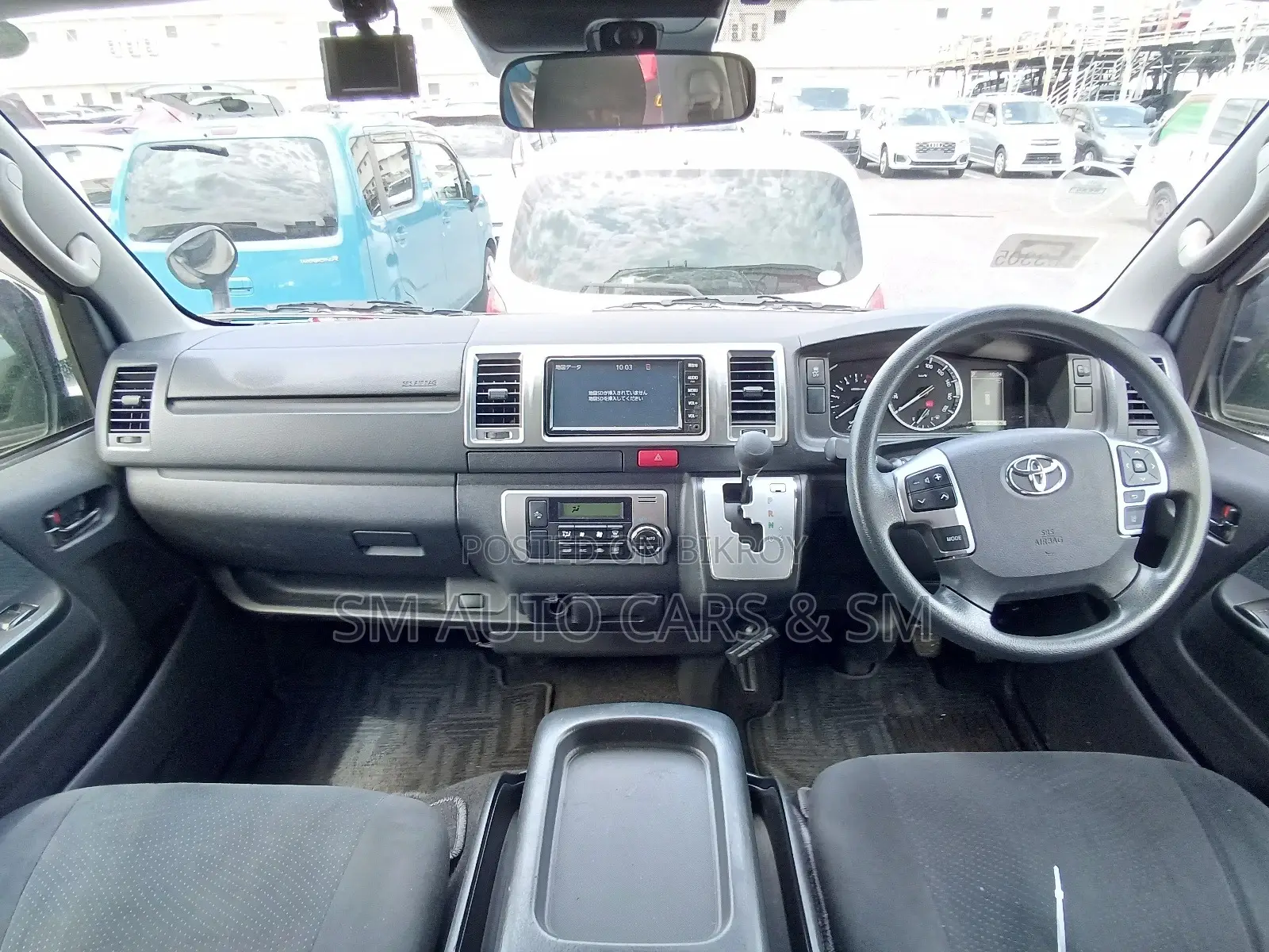 Toyota HiAce 2021 Black