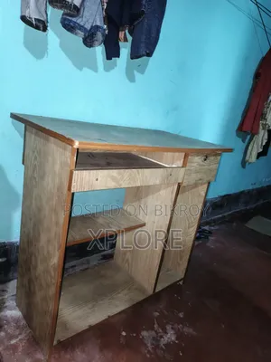 Computer Table