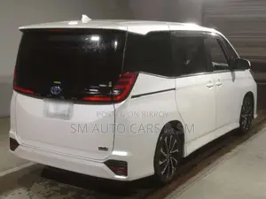Toyota Noah 2023 Pearl