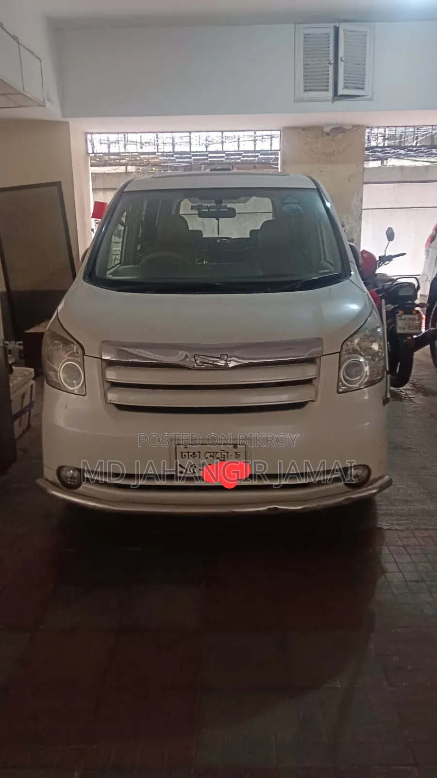Toyota Grand HiAce 2009