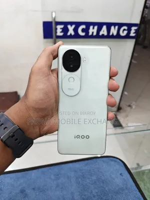 iQOO 128 GB Black