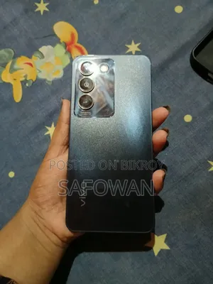 Vivo Y200e 128 GB Blue