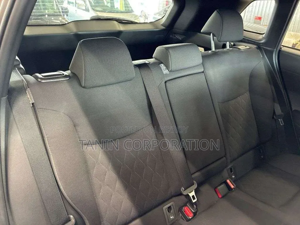 Toyota Corolla Cross 2022 Brown