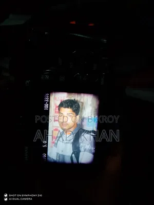 ক্যানন ১৩০০d ক্যামেরা