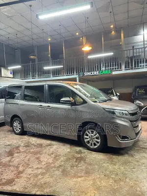 Toyota Noah 2021 Brown