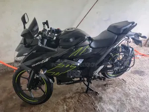 Suzuki Gixxer SF FI 2025 Black