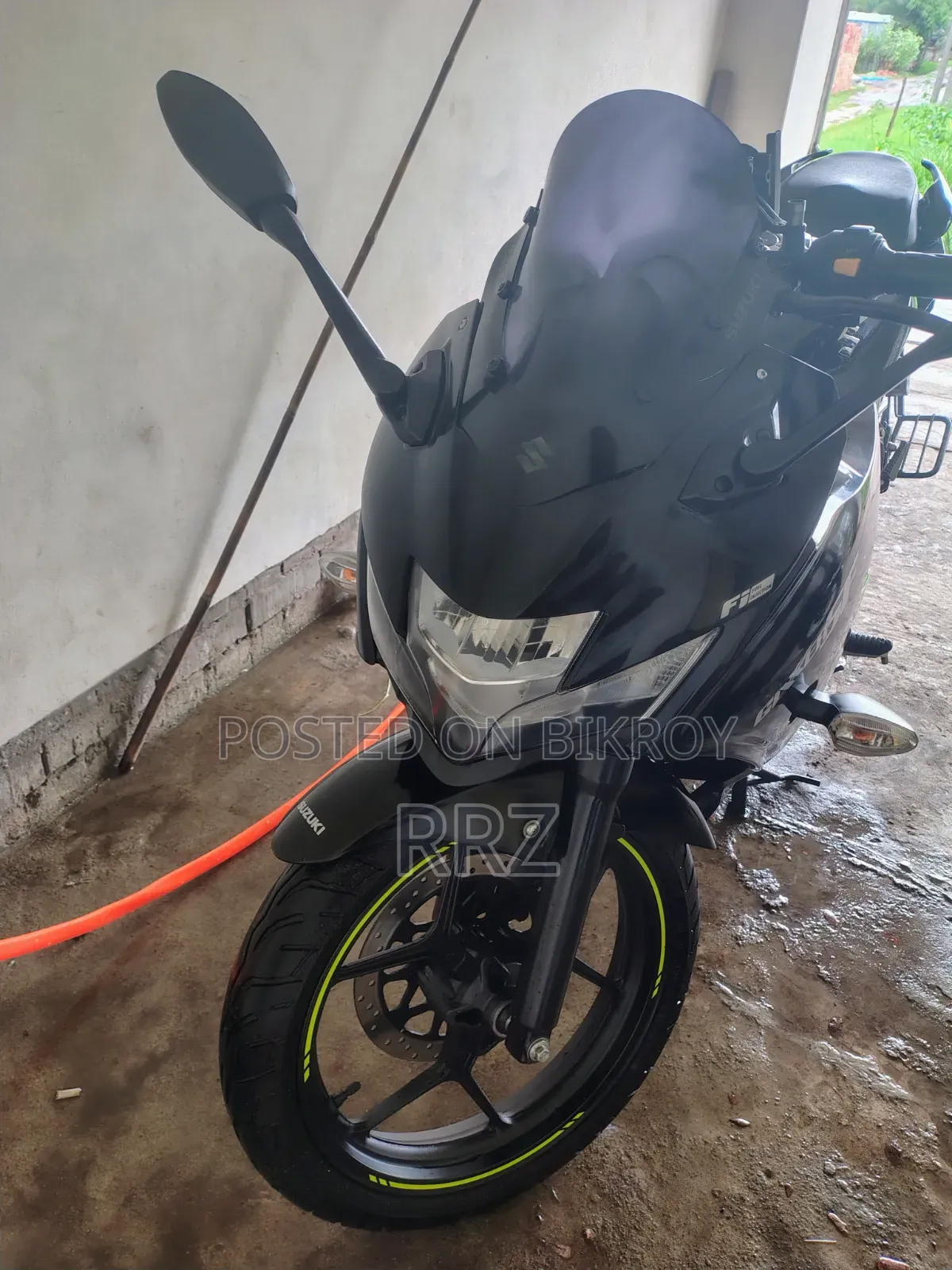 Suzuki Gixxer SF FI 2025 Black