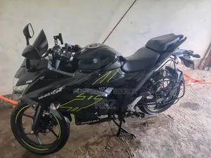Suzuki Gixxer SF FI 2025 Black