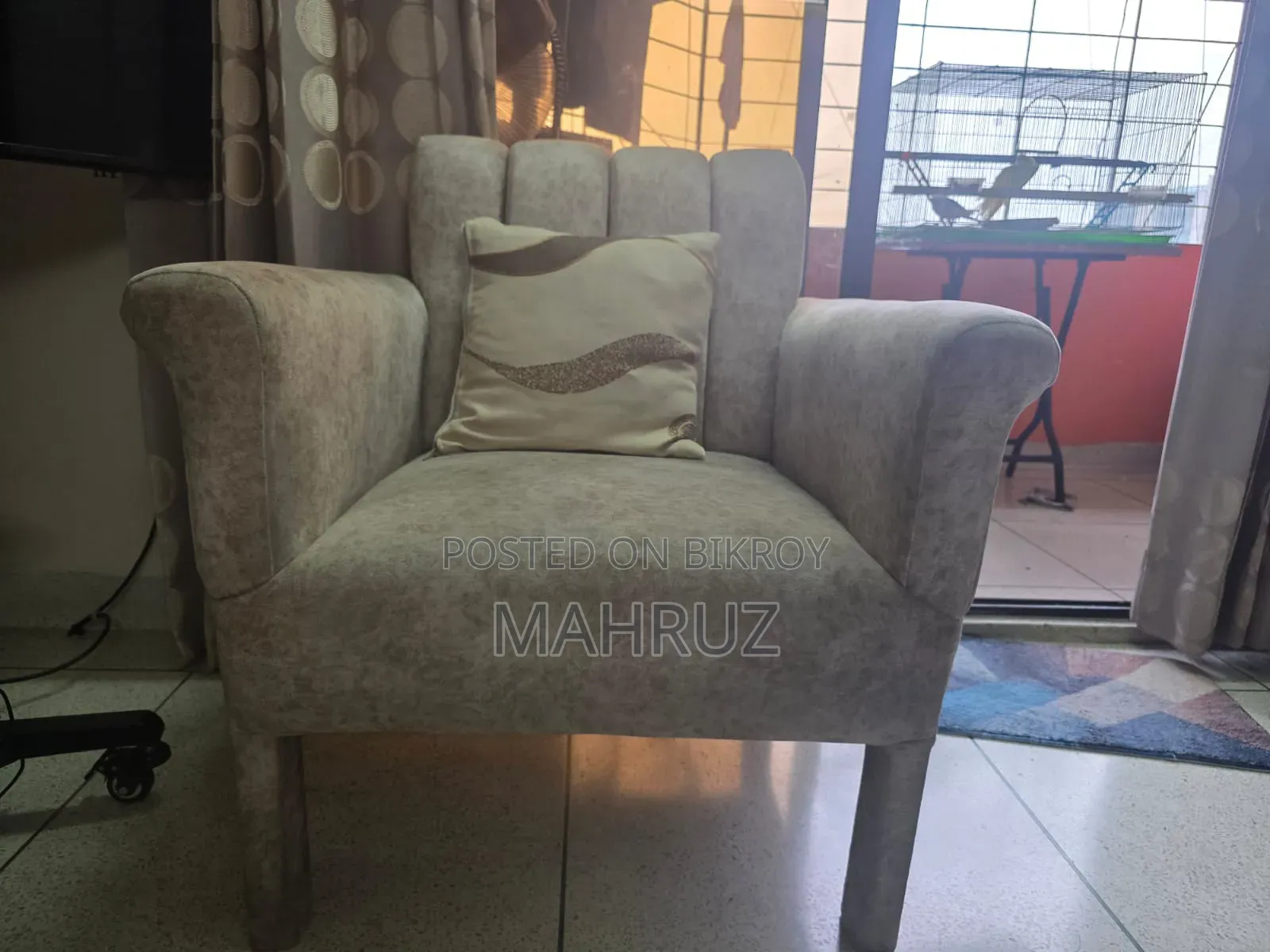 10 Seated Sofa Set