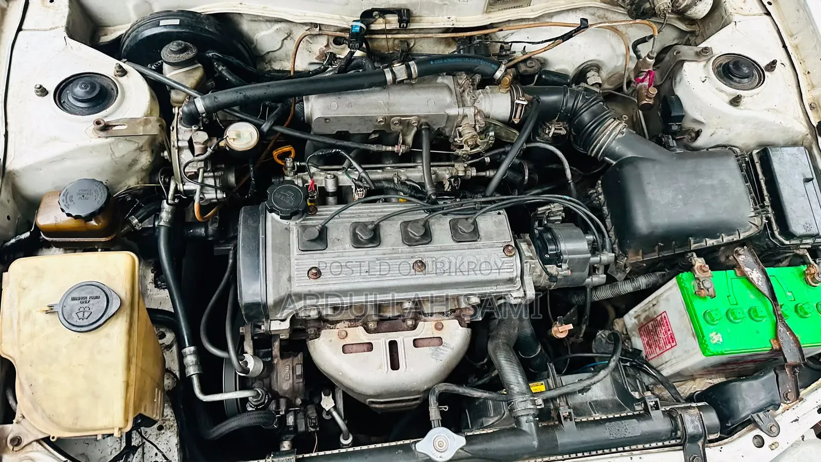 Toyota Corolla 1997 White