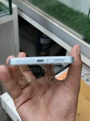 Vivo iQOO Neo11 256 GB White