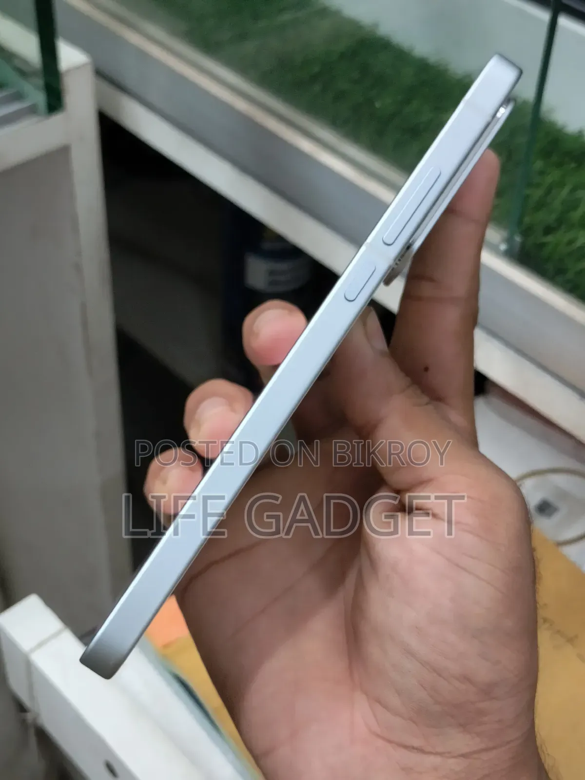Vivo iQOO Neo11 256 GB White