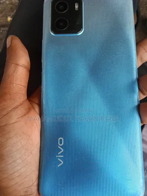 Vivo Y15S 32 GB