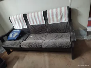 ৪ সিট ও ৩ সিটের সোফা