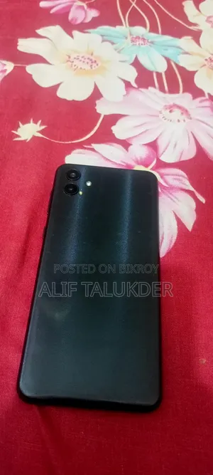 Samsung Galaxy A04 64 GB Black