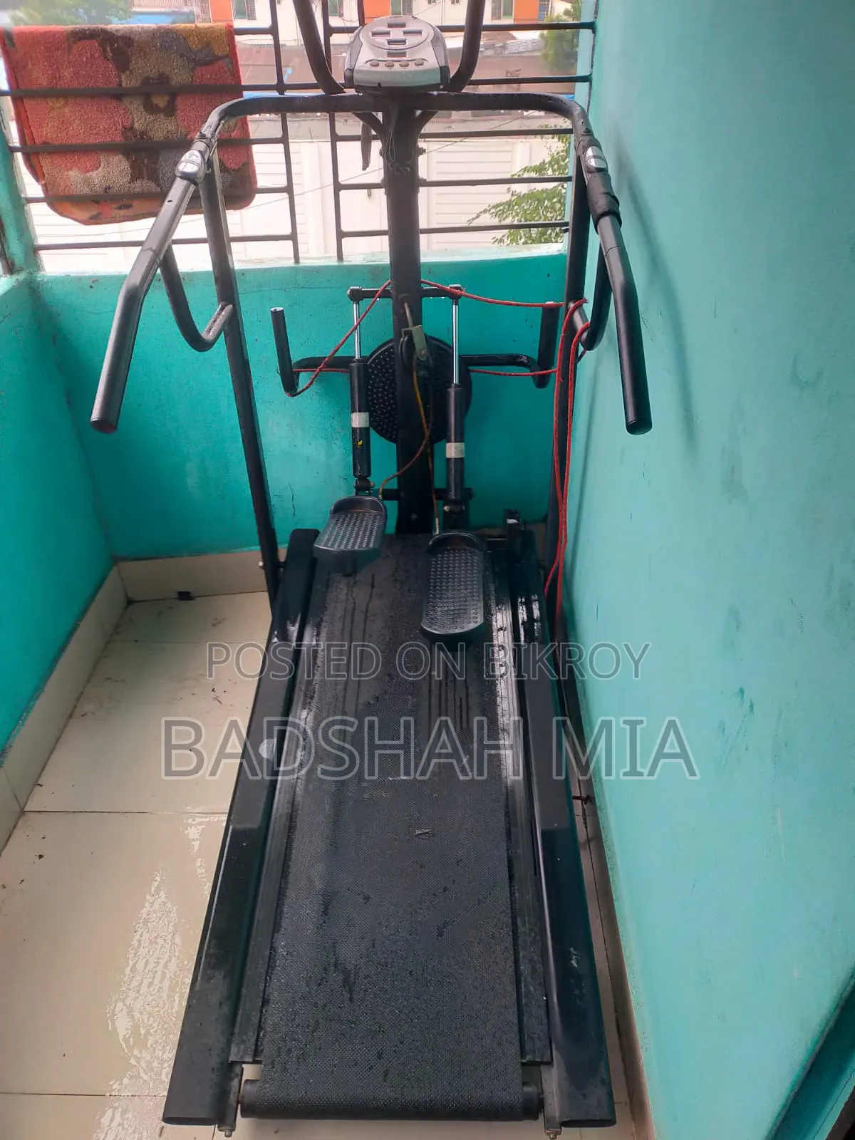 নতুন ট্রেডমিল মেশিন ব্যবহার হল মাত্র দুইদিন।