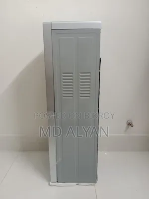 ওয়াটার ডিসপেনসার একদম নতুন‌ ভিশন কোম্পানির ।