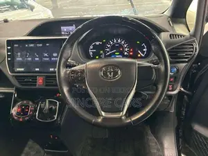 Toyota Noah 2021 Black