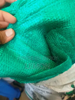 Green UV-stabilized shade net