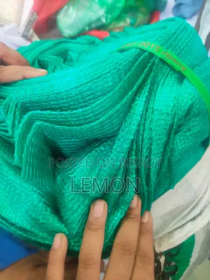 Green UV-stabilized shade net