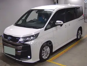 Toyota Noah 2022 Pearl