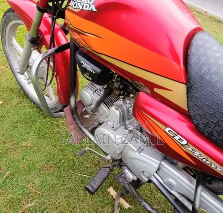 হিরো ইকো ডিলাক্স ২০১৮ লাল
