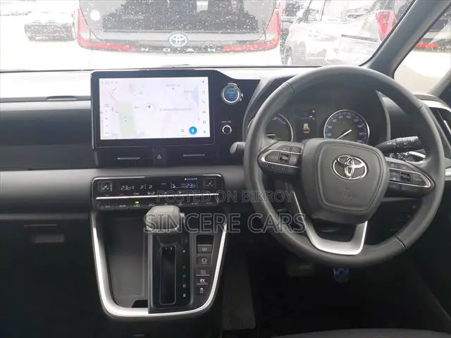 Toyota Noah 2022 Pearl