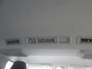 Toyota HiAce 2021 White