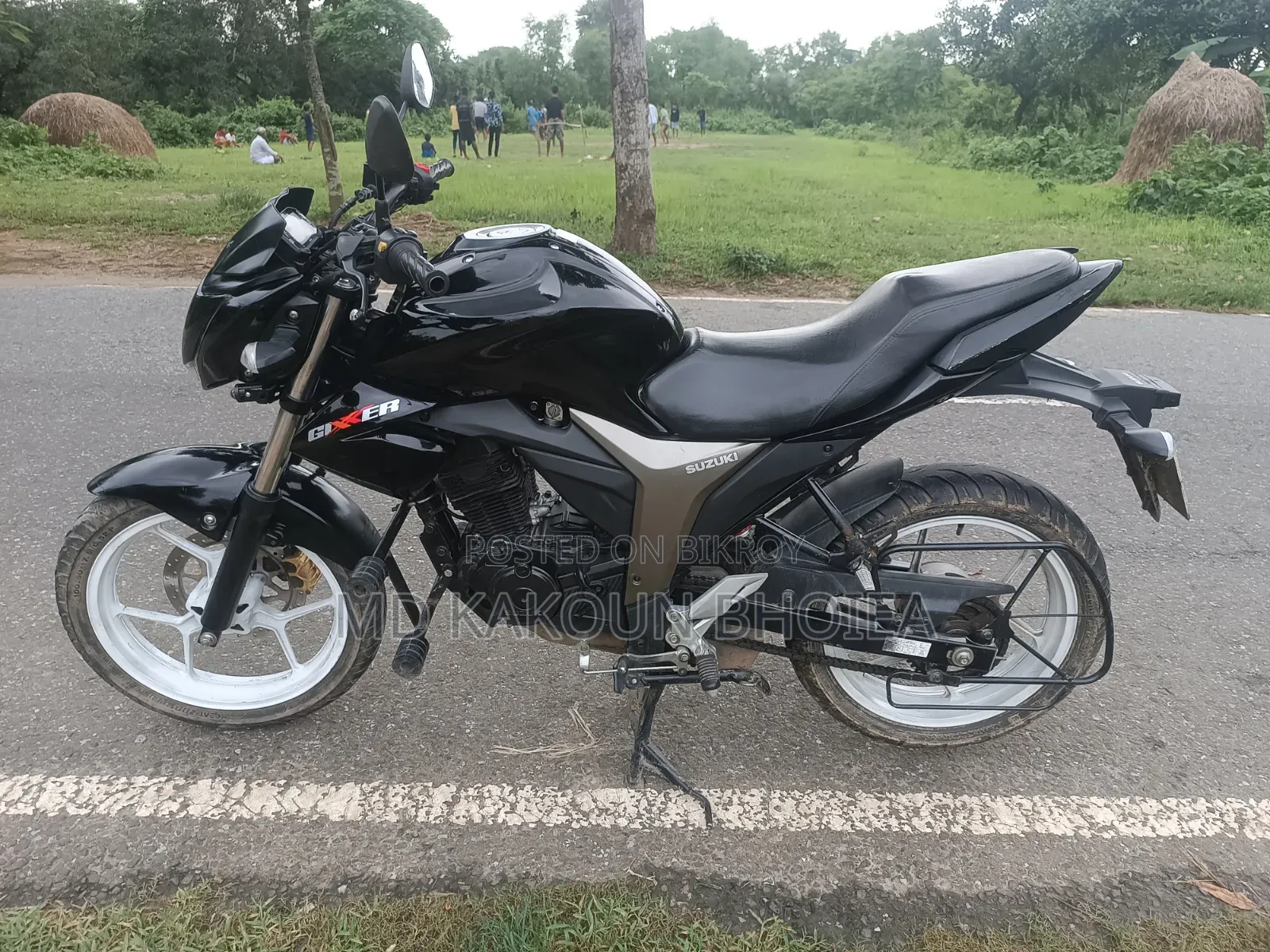 সুজুকি জিক্সার মনোটোন ২০২৪ কালো