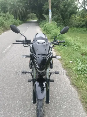 সুজুকি জিক্সার মনোটোন ২০২৪ কালো