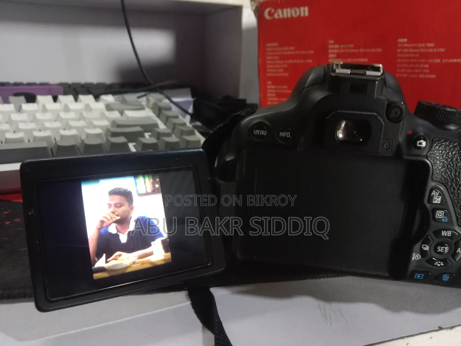Canon 700 D With 50mm Prime Len's