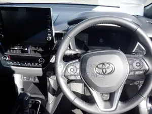 Toyota Corolla Cross 1.8 Hybrid FWD 2022 Black