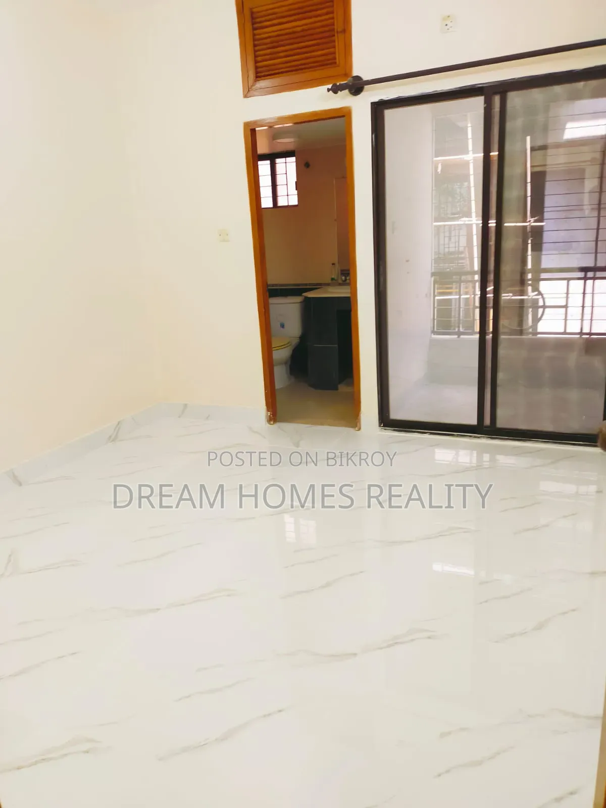 3bdrm Apartment in Banani for Rent