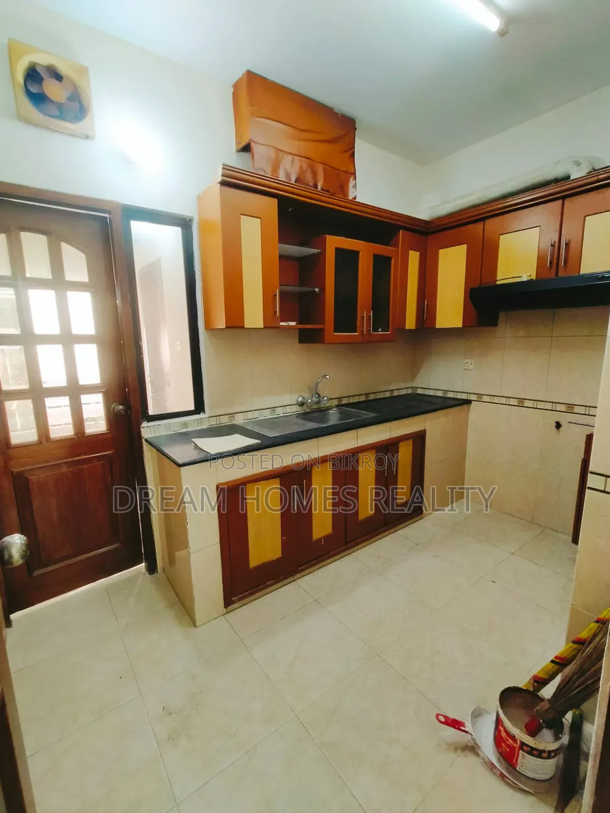 3bdrm Apartment in Banani for Rent