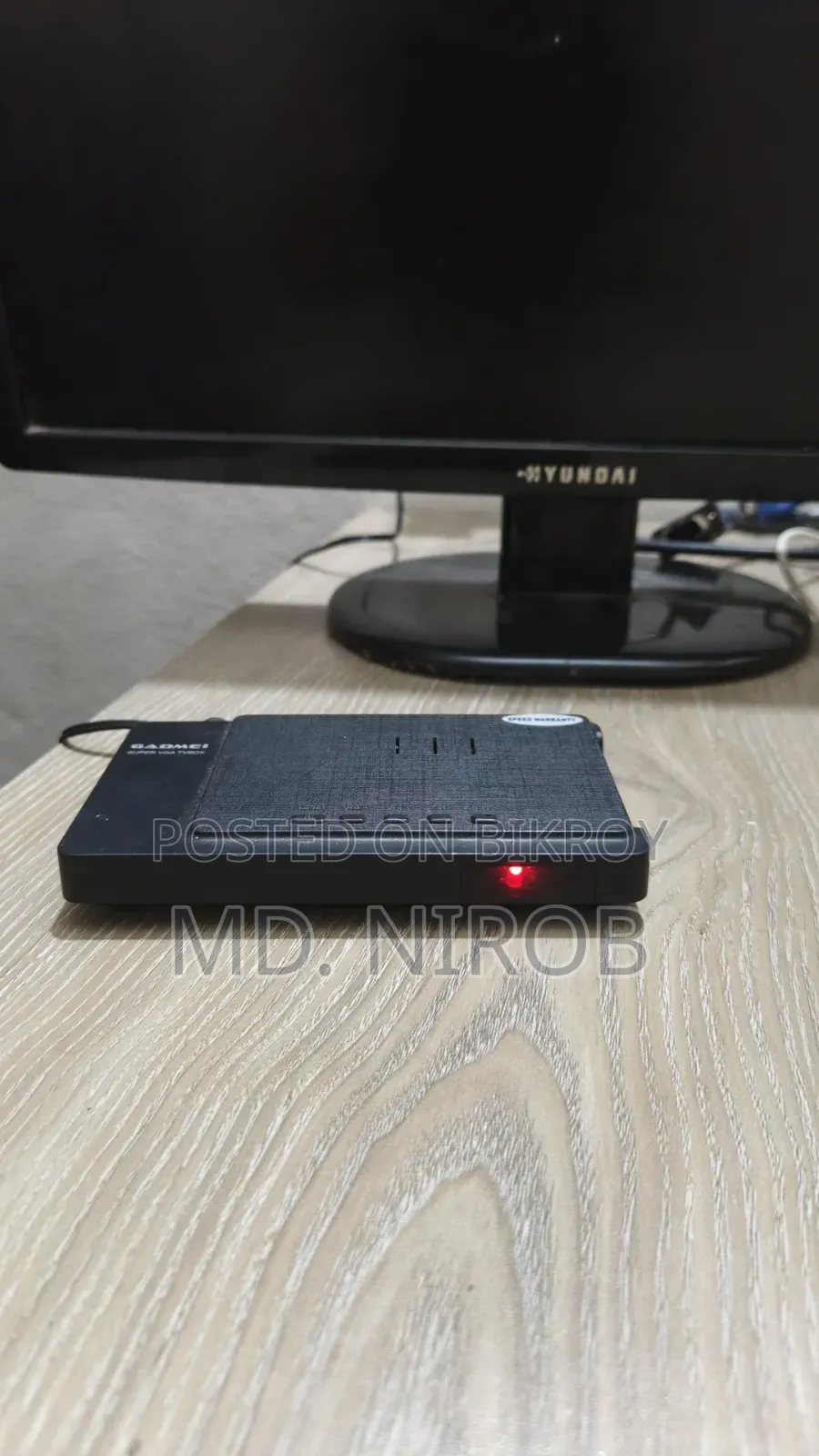 Gadmei Tv Card With 19" Monitor