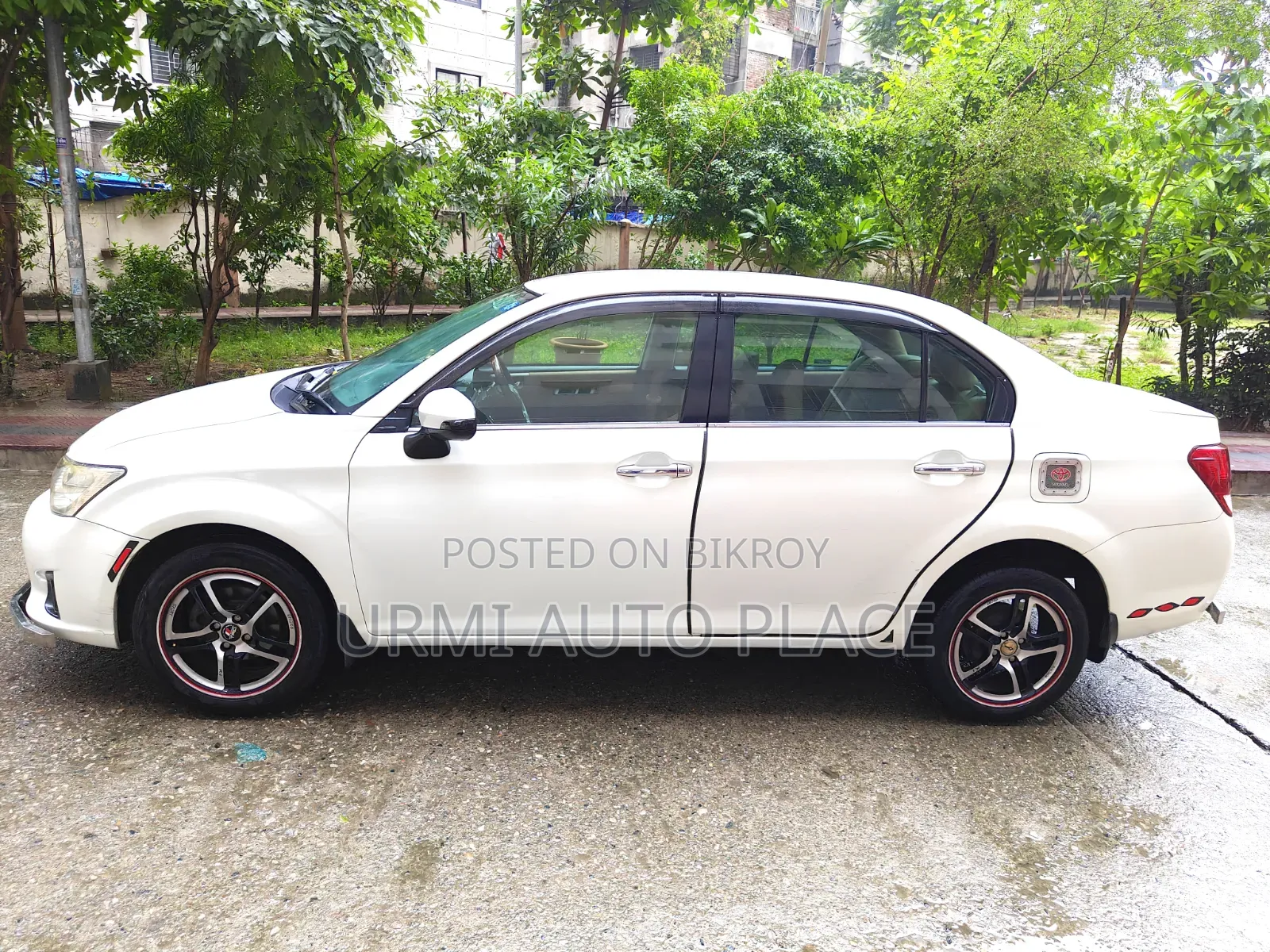 Toyota Axio 2012 Pearl