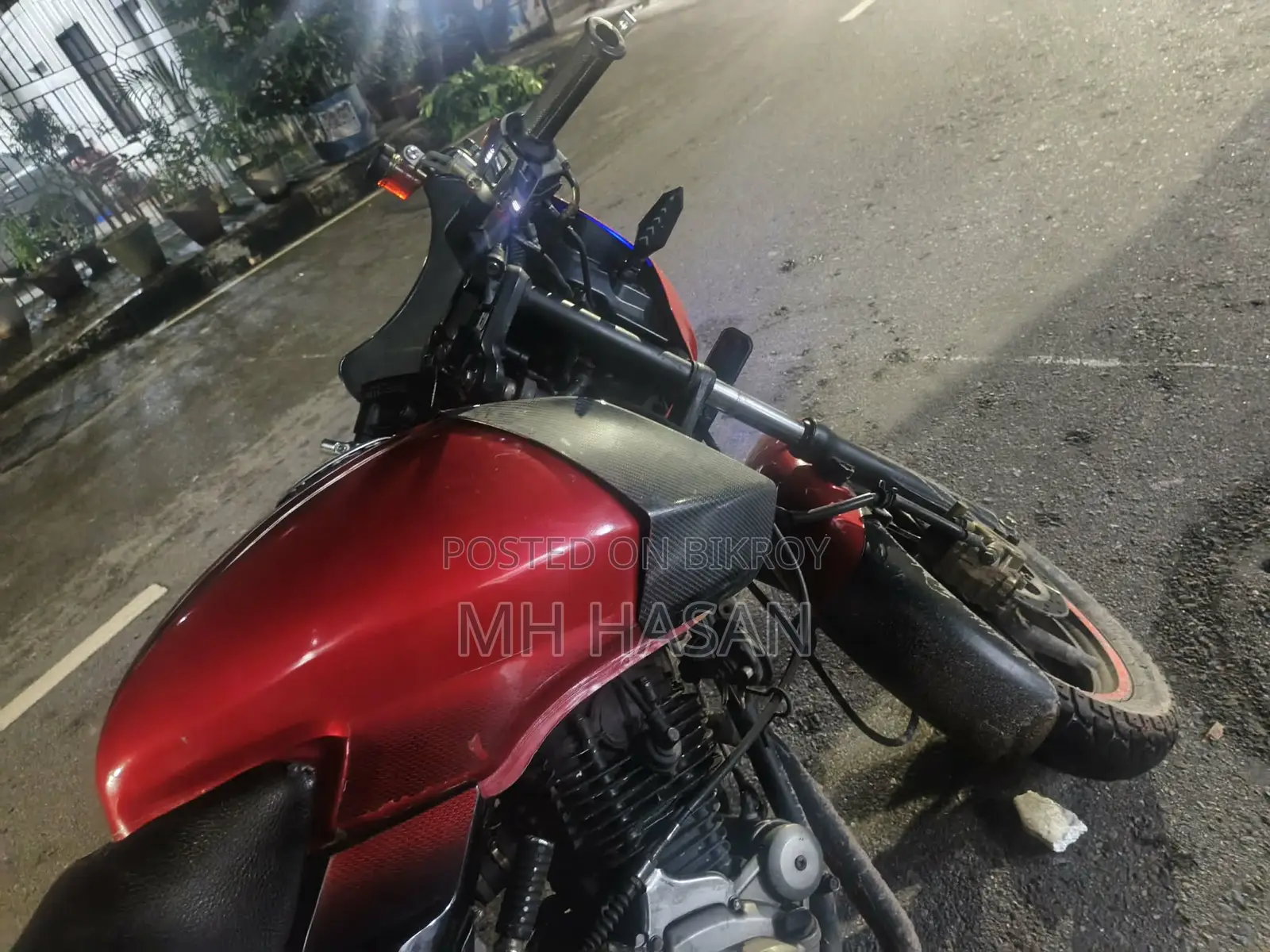 নিউ পারসাং ই-ট্র্যাকার ২০১৮ রেড