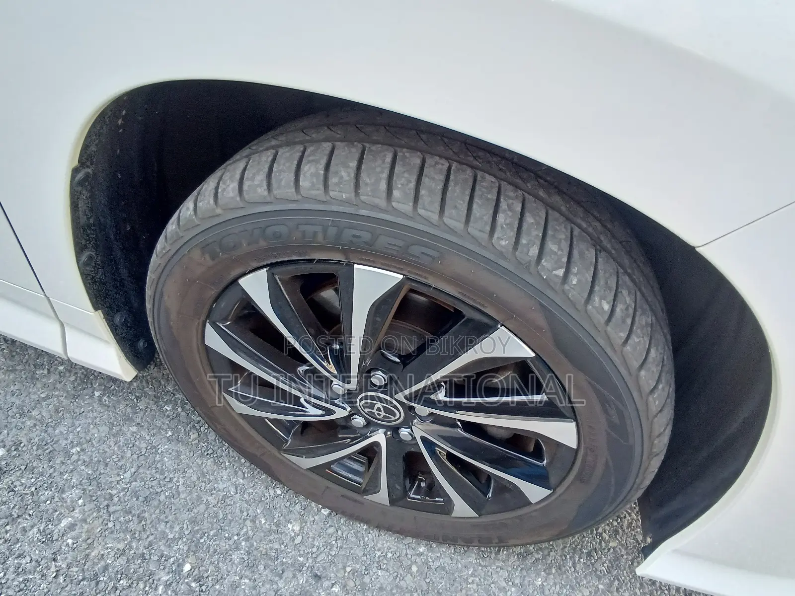 Toyota Noah 2022 Pearl