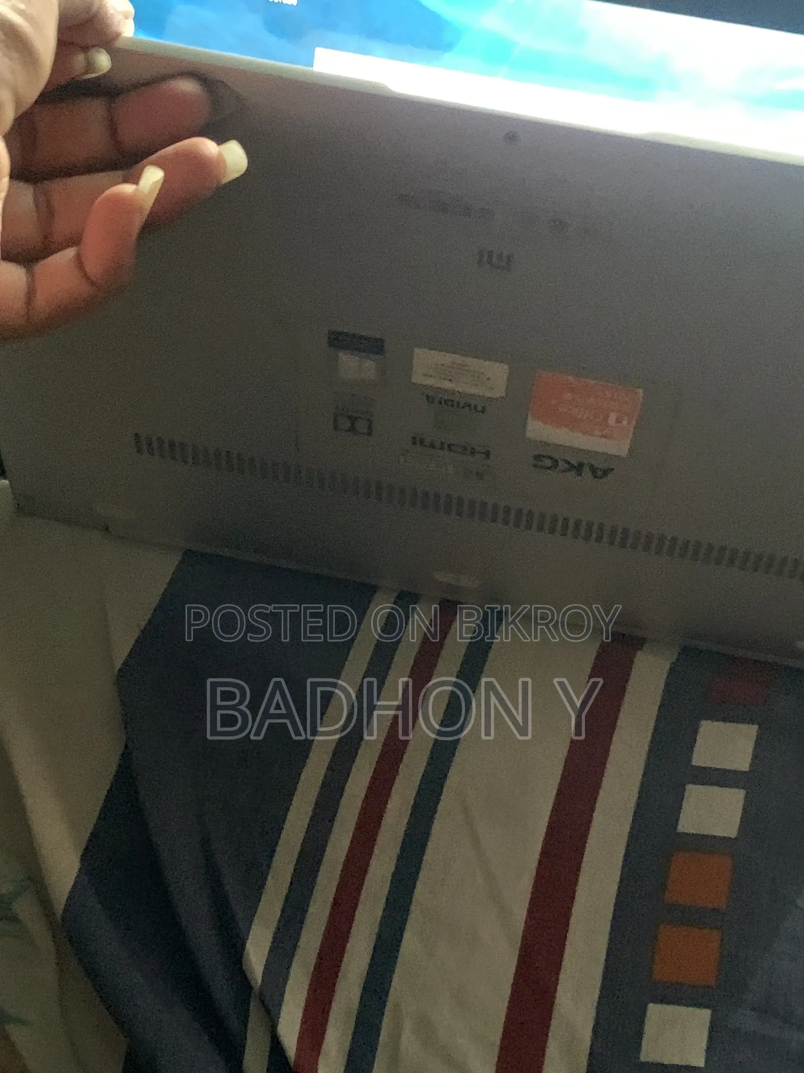 ল্যাপটপ শাওমি মি নোটবুক ১৪ ৮জিবি ইন্টেল কোর আই৭ এসএসডি ২৫৬জিবি