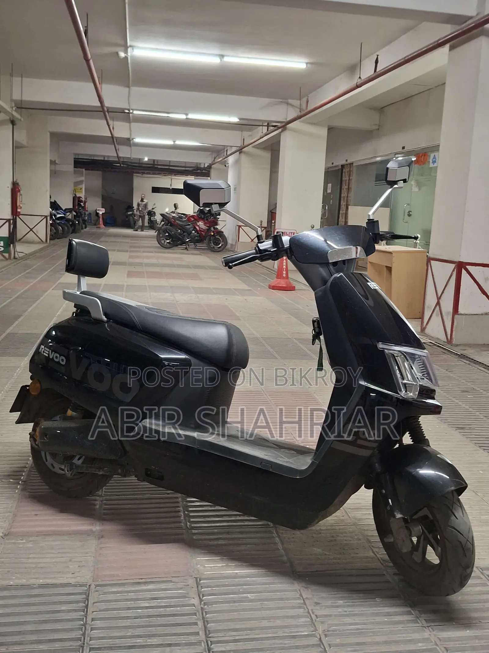 Revoo C00 2024 Black