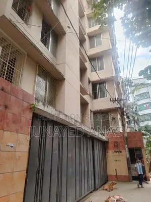 রামপুরায় ২ বেডরুমের অ্যাপার্টমেন্ট বিক্রয়ের জন্য