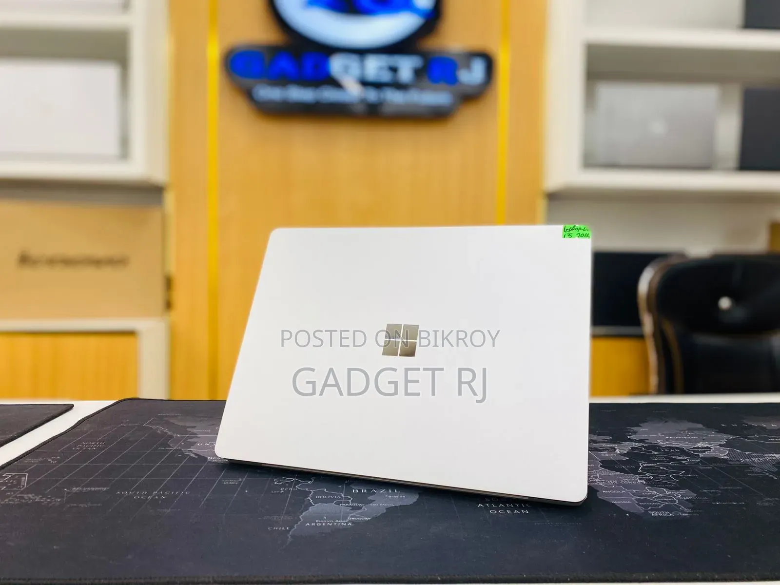 Laptop Microsoft Surface Go 4GB Intel Core I5 SSD 128GB