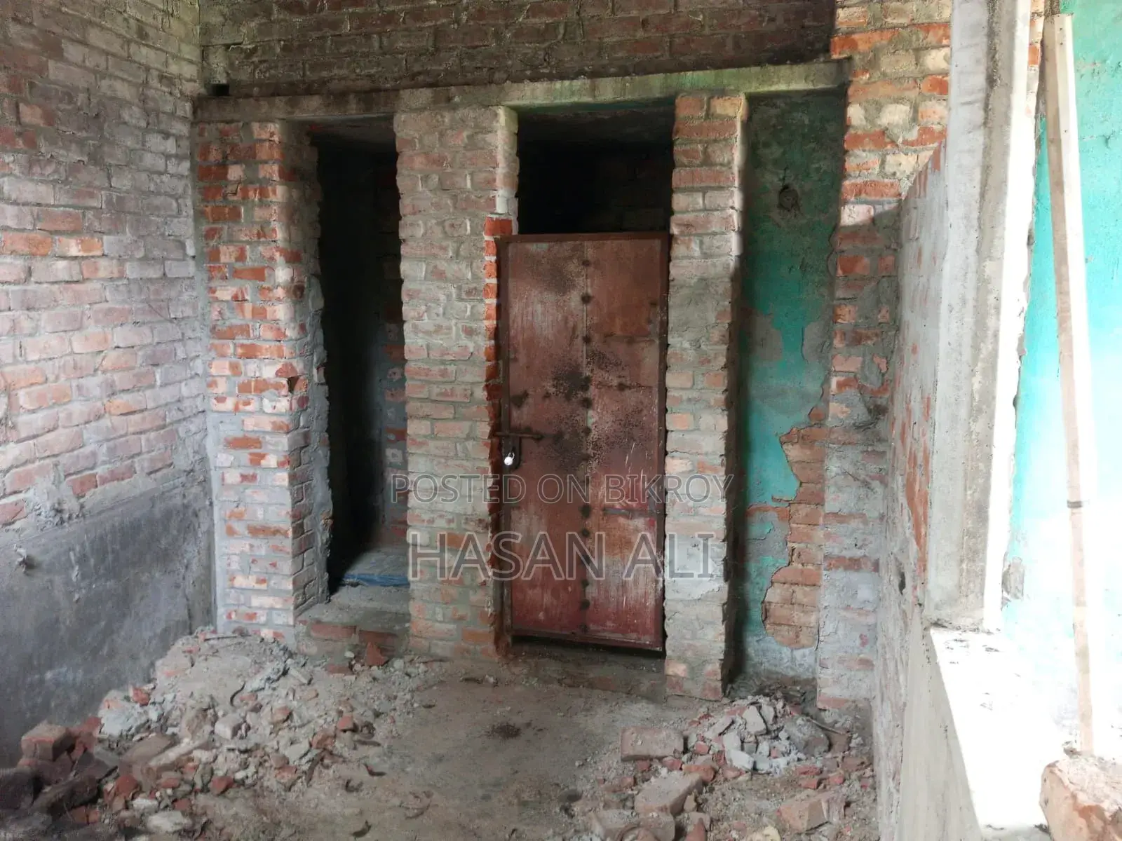 বারোপুরে কারখানা শেড বিক্রয় হবে ১৮ শতাংশ। পাকা দেওয়ালে ঘেরা।